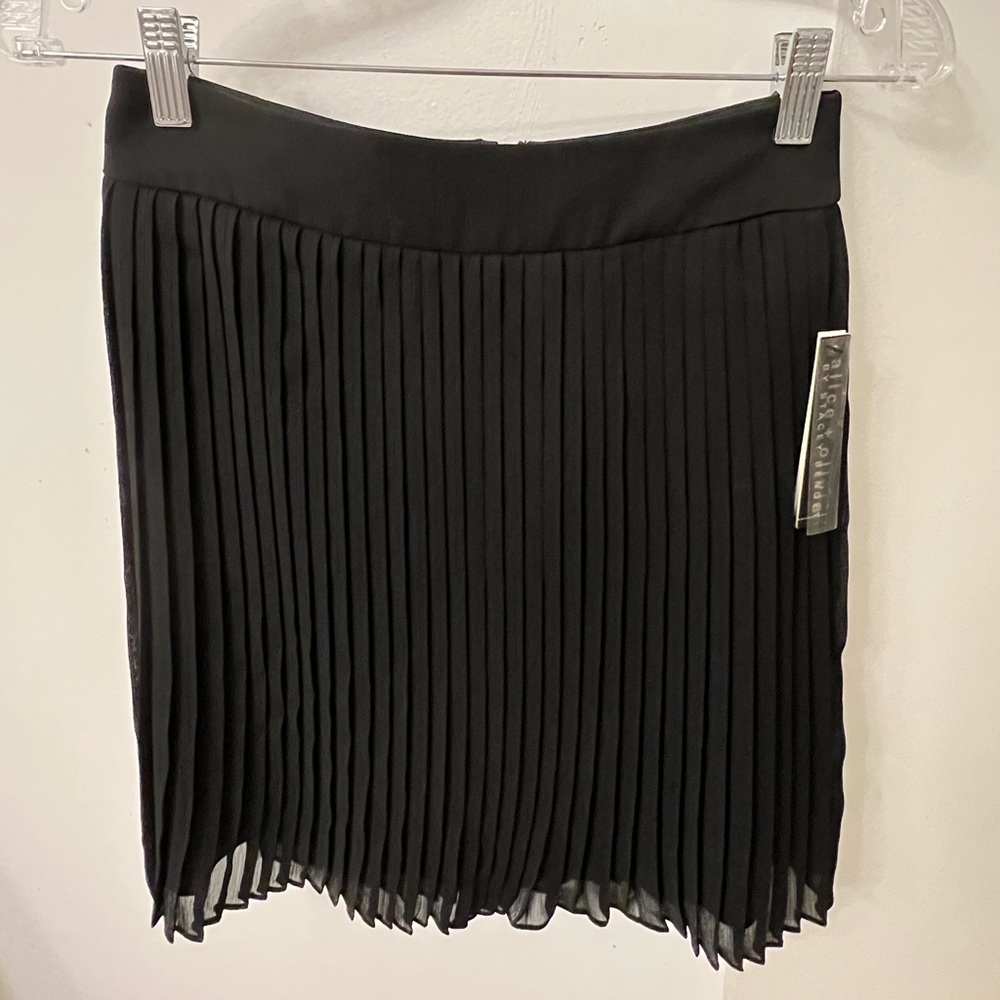 Alice + Olivia Employed pleated black skirt.
